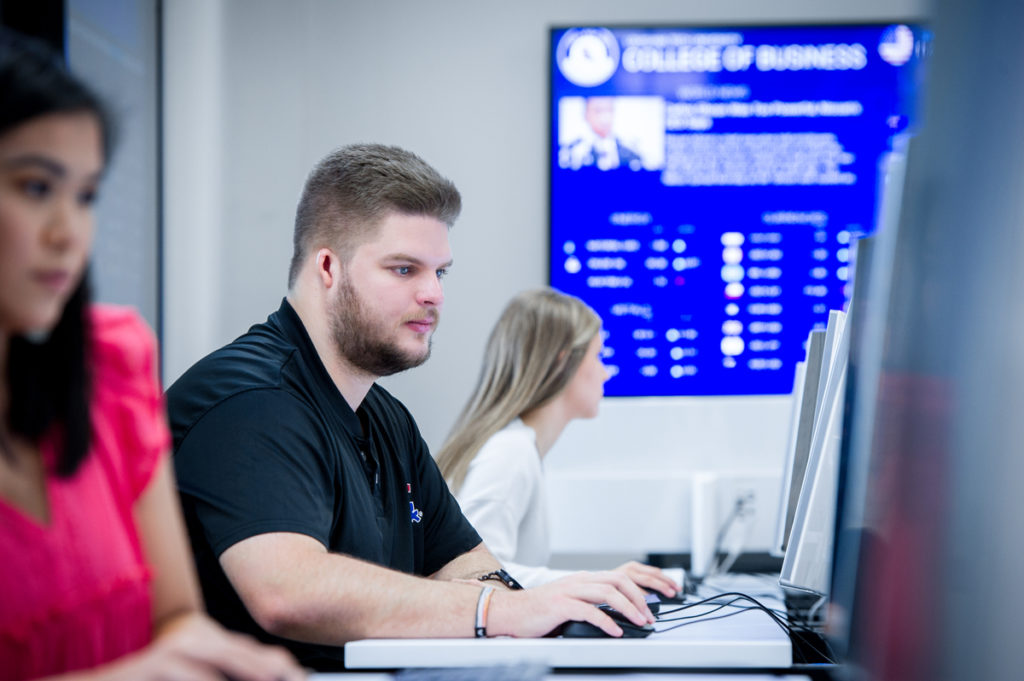 Business students in Ray's Trading Room.